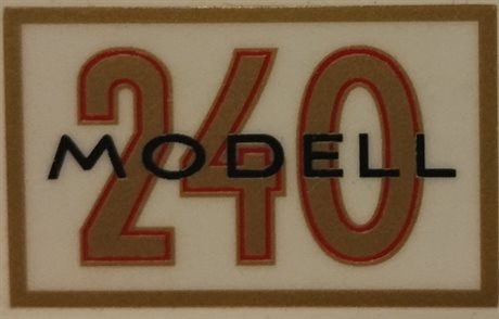 Dekal "MODELL 240" gull